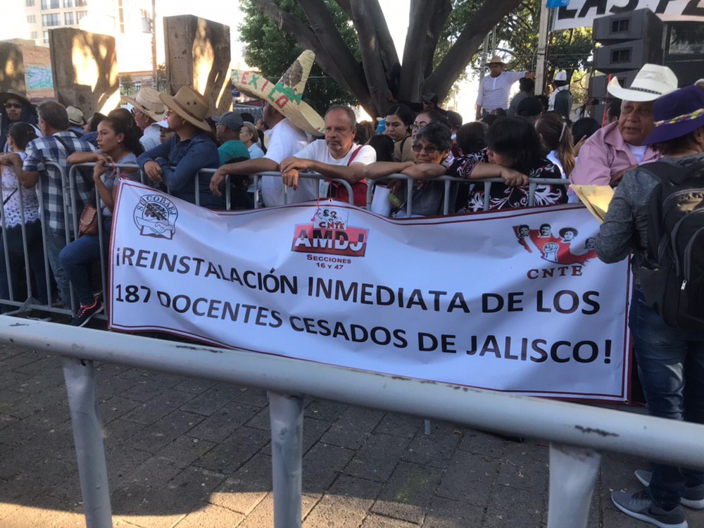 photo5490450239044298677