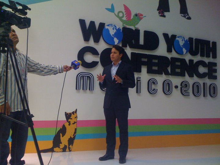 46940_146991822000470_1809157_n