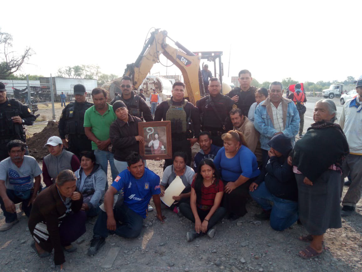 photo5728631275396376497