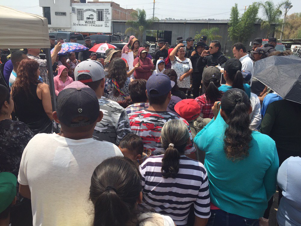 photo5728952904022337450