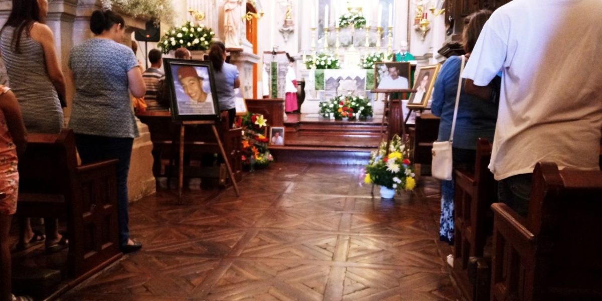 photo4981535647131084818