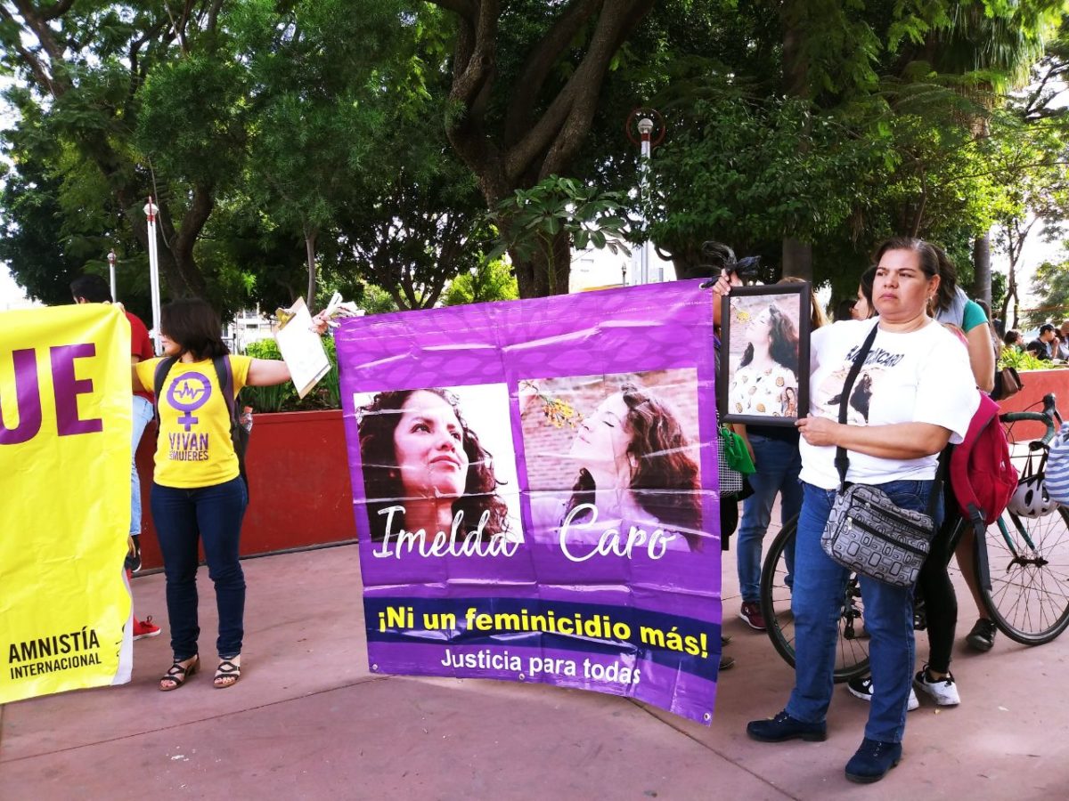 photo5066900153658615892