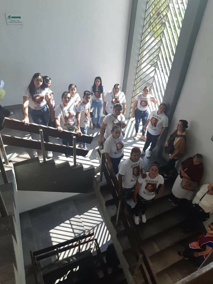 photo5093690029347285017