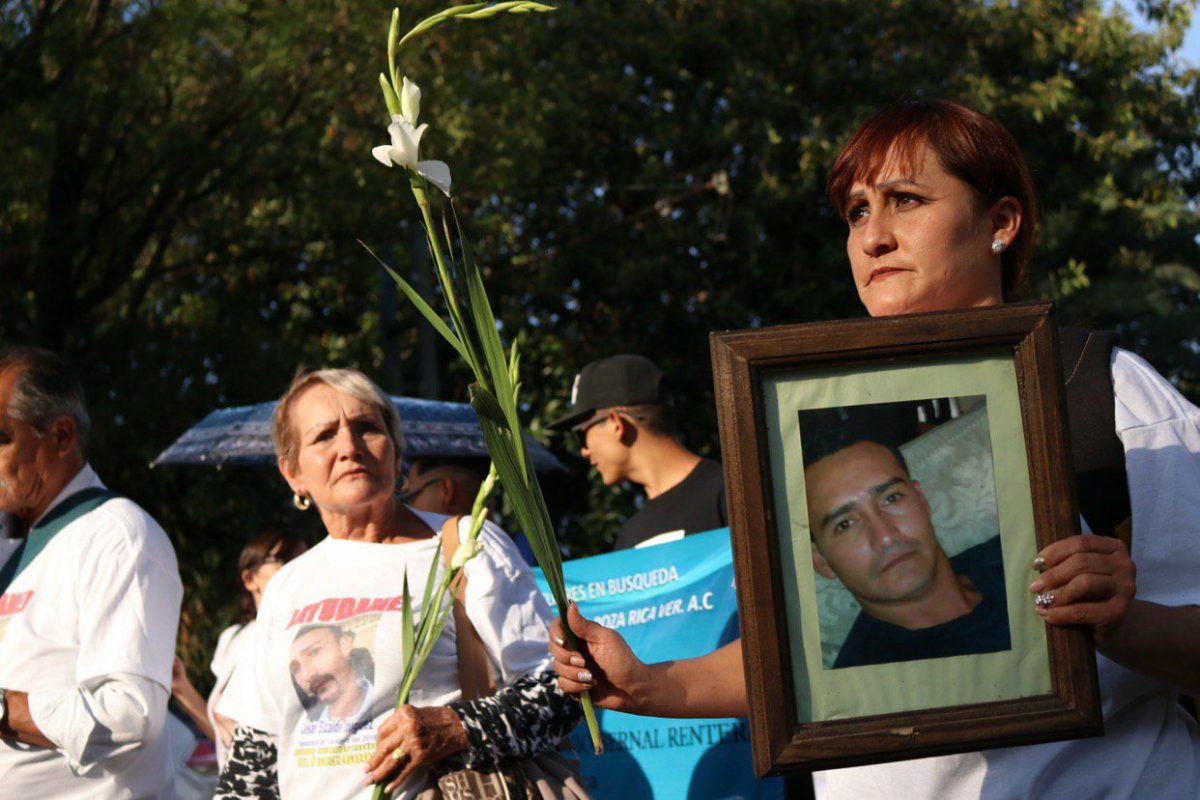 photo5715259749418772395