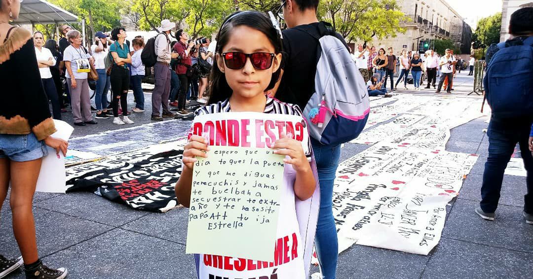 photo5715283397508704181