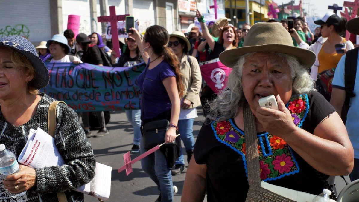 photo5683743446904448953