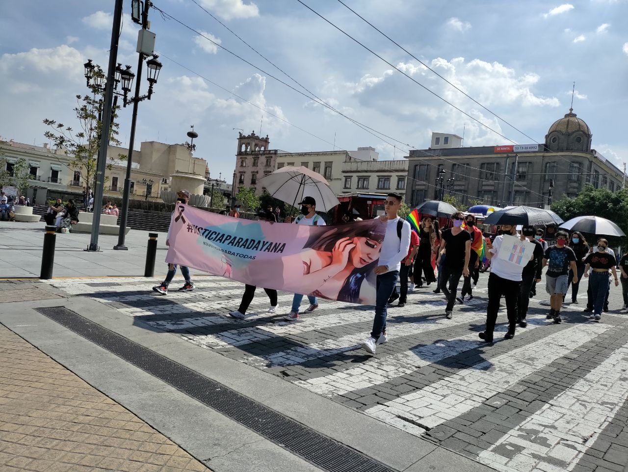 photo5184052009496586931