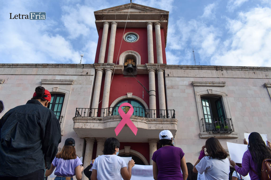 marcha_fatima_24_VMP121021_feminicidio_niunamas_niunamenos_justicia_morado_autlan_presidencia_