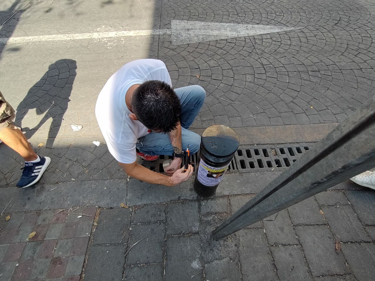 photo4922588814426352234