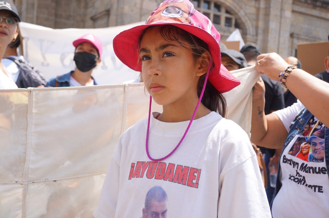 photo4936495287170608007