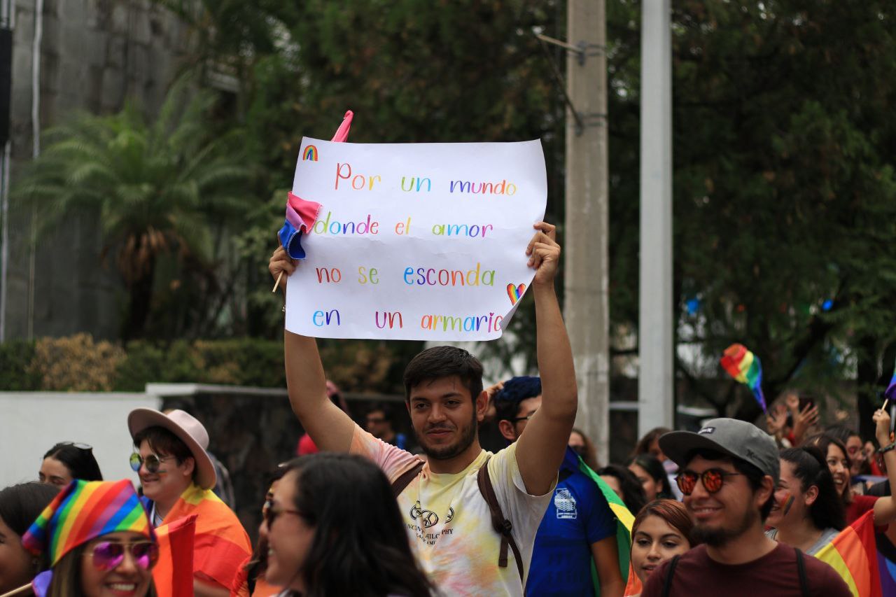 photo4963335061789321797