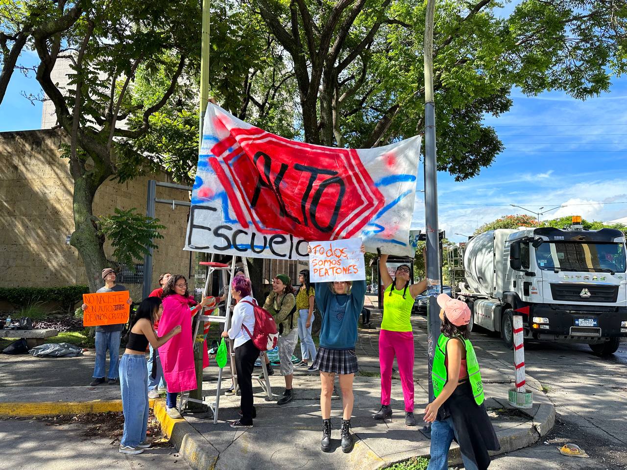 photo5131982935556205559