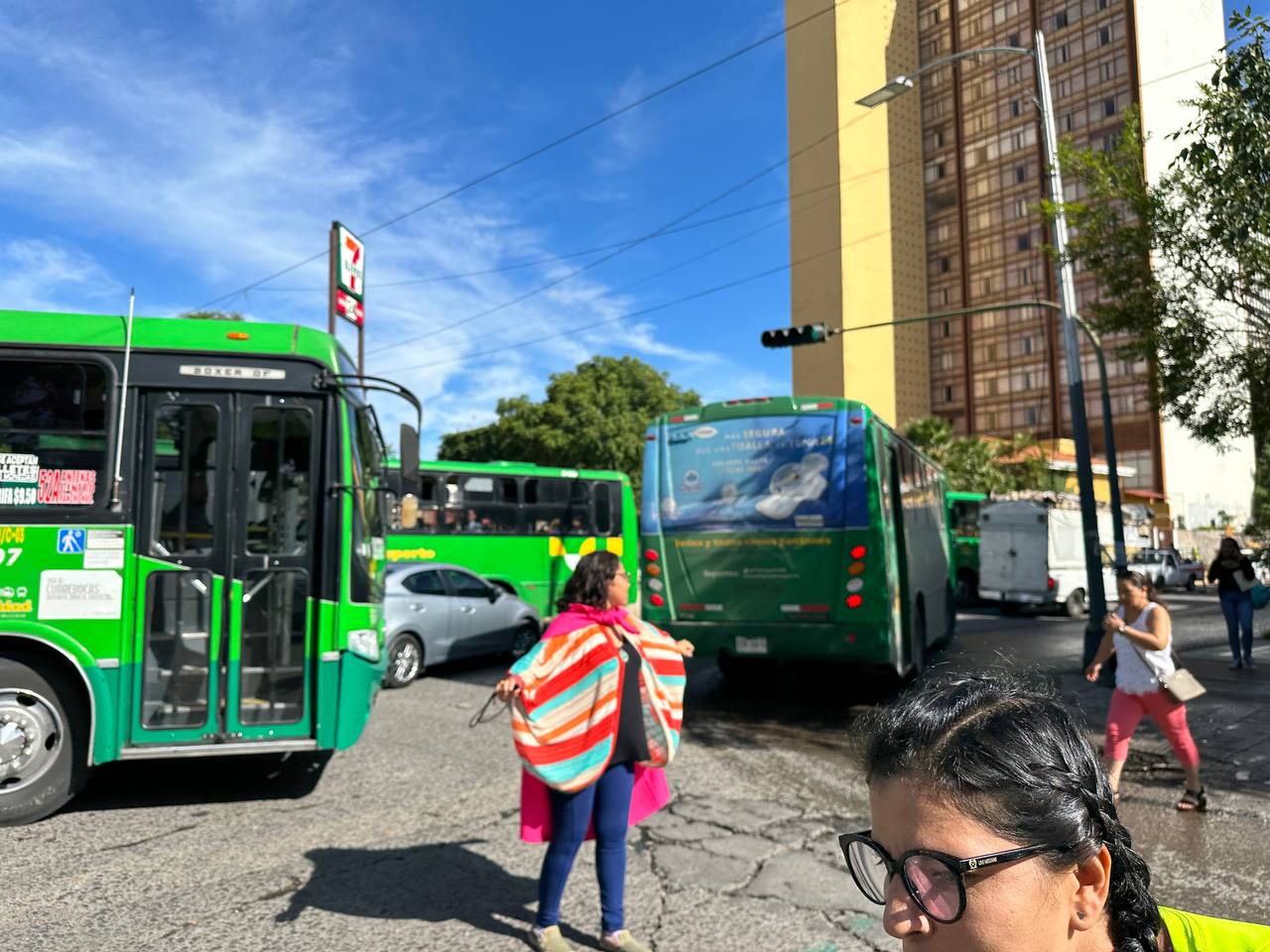 photo5131982935556205560