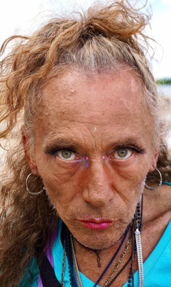 Sergio-de-profesion-estilista-610×1024