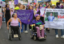 ¡Aquí está la resistencia disca!; marchan Tapatias Discas por el reconocimiento de sus derechos